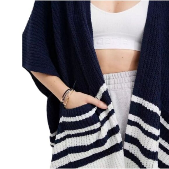 NWT Aerie Navy Blue White Oversized Long Heavy Knit Cardigan Size X-Small Small - Picture 3 of 7